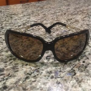 Black Maui Jim Sunglasses 🕶